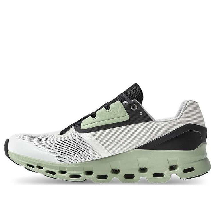 On Running Cloudstratus 'White Black Green' 39.99212